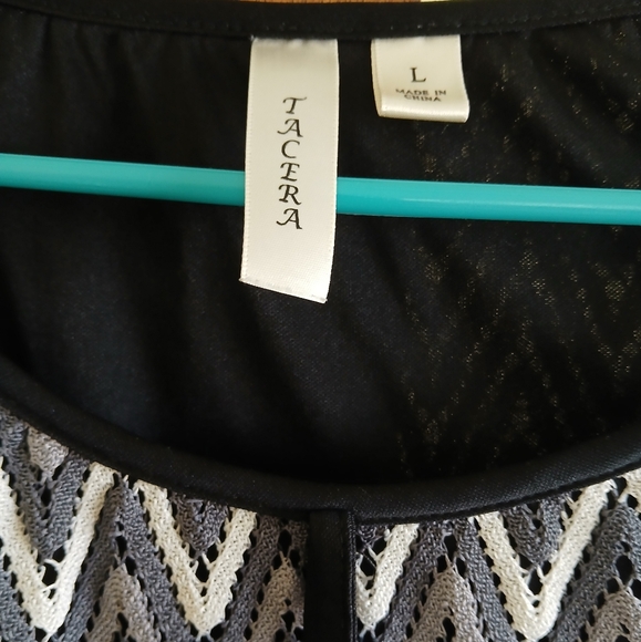 Blouse - Picture 4 of 4